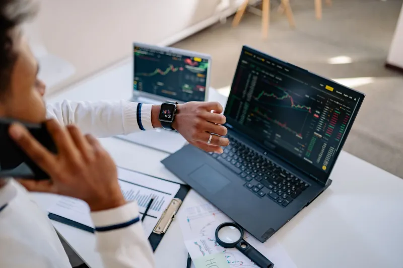 The Real Price of Jumping Ship: What a Year of Tracking Tool Switches Actually Revealed